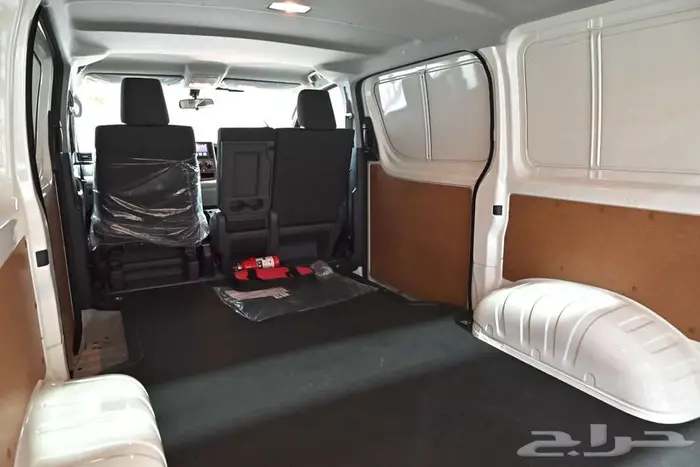 تويوتا باص هايس بضاعه سقف واطي قير عادي ديزل 2026 6