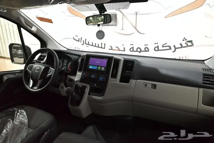 تويوتا باص هايس بضاعه سقف واطي قير عادي ديزل 2026 10