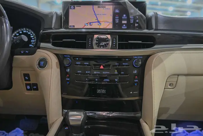 لكزس LX570 2017 سبورت 14