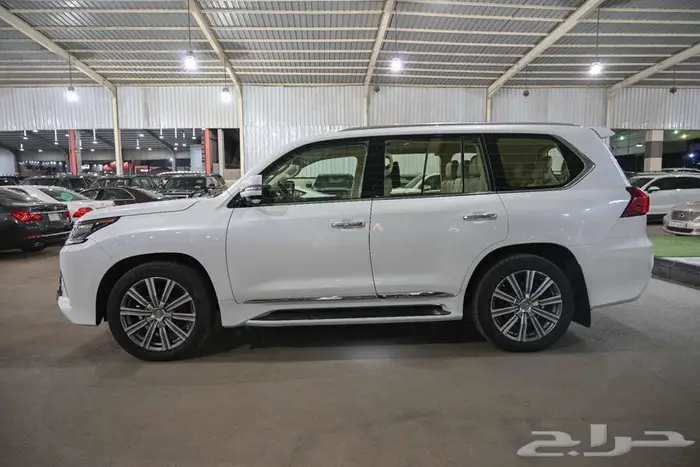 لكزس LX570 2017 سبورت 3