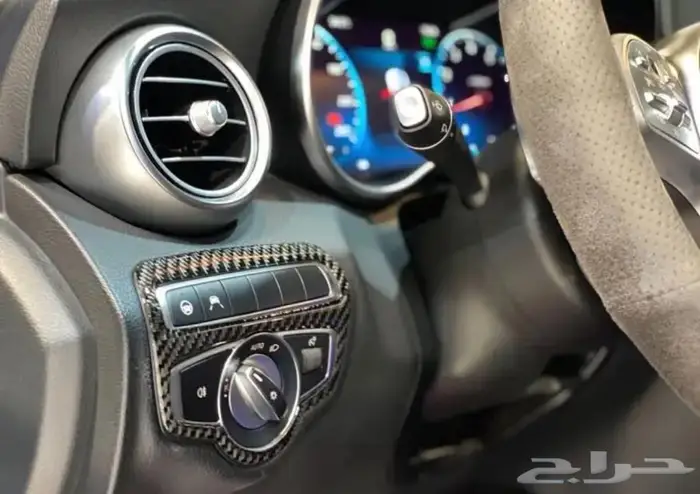 Mercedes-Benz C180 2019 فئة 2 أزرار 11