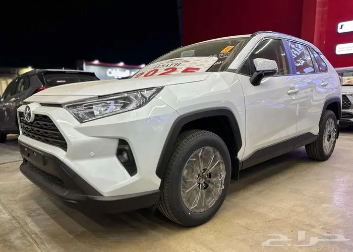 تويوتا راف فور XLE بنزين موديل 2025 سعودي 2