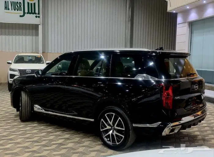جي اي سي GS8 GT نص فل 2.0 تيربو الجميح 2026 4