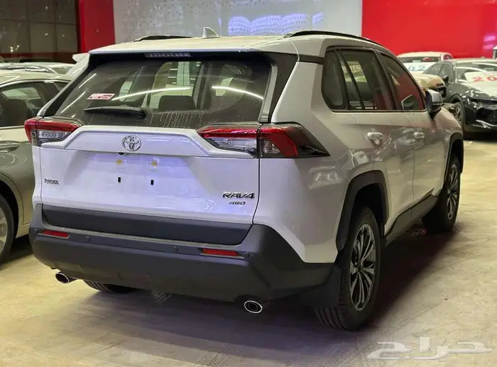 تويوتا راف فور XLE بنزين موديل 2025 سعودي 6