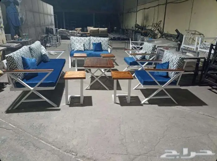 بارعون في تقديم المراجيح والجلسات البلاستيكية والحديدية 32