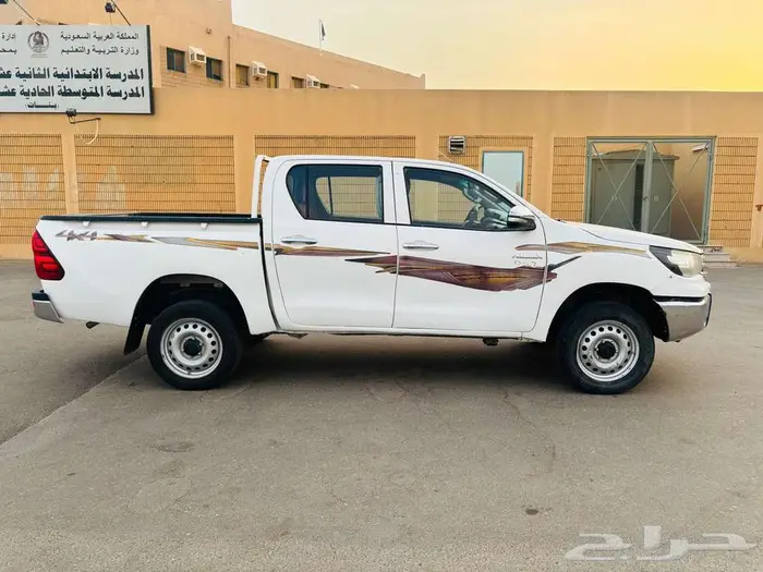 TOYOTA HILUX 2018 DOUBLE CABIN 2