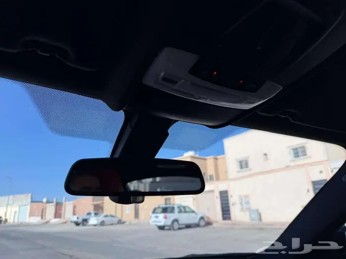 للبيع بي ام دبليو اكس 6 موديل 2015 ماكينة 6 سلندر 12