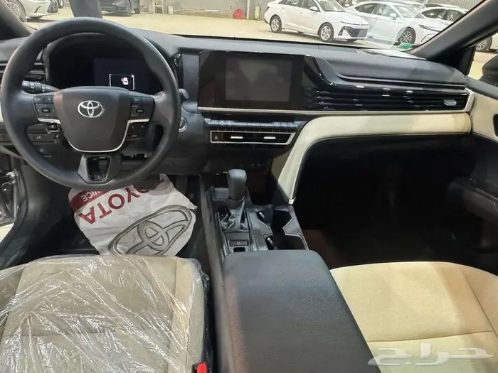 تويوتا كامري استاندر طيس الساير 2025 10