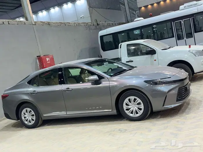 تويوتا كامري استاندر طيس الساير 2025 2