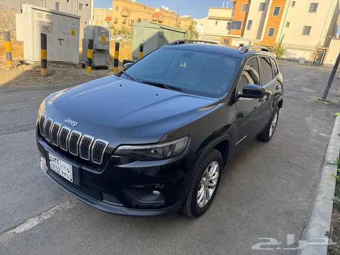 جيب شيروكي 6 سلندر 2020 للبيع 14