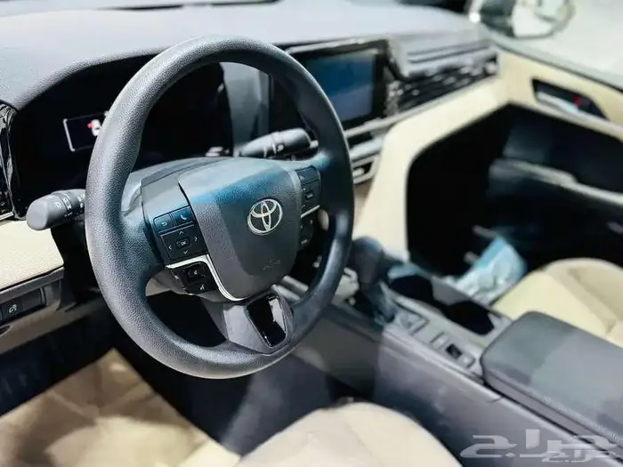 كامري طيس بريمي 2025 اسود 13