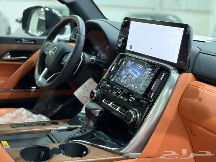 لكزس LX 600 VIP بلاك أديشن 2025 - خليجي 5