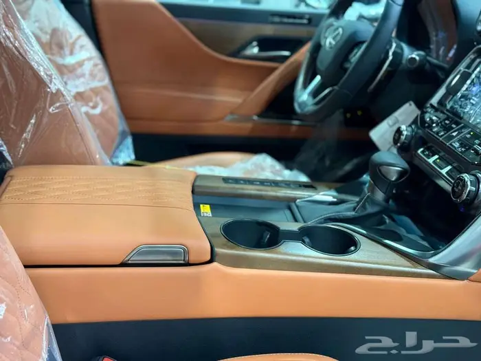 لكزس LX 600 VIP بلاك أديشن 2025 - خليجي 10