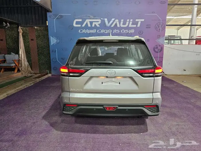 تويوتا انوفا GL 2.0 بنزين 2025 - سعودي 10