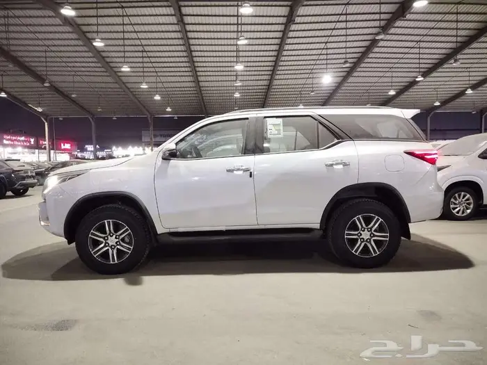 تويوتا فورتشنر جي اكس2 ديزل 2025 1