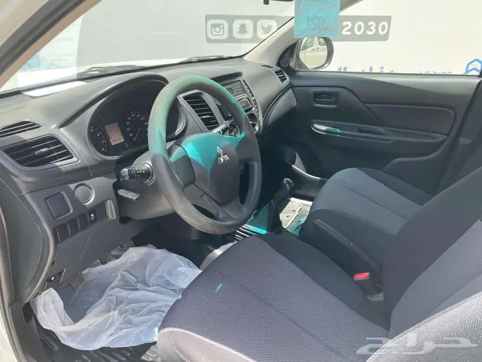 ميتسوبيشي L200 موديل 2021 نظيفة 7