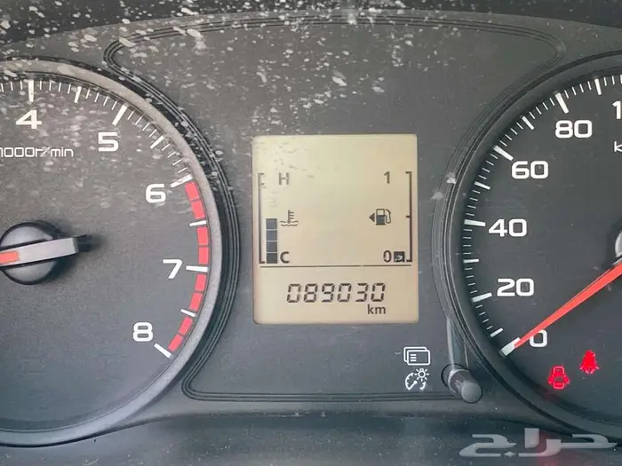 ميتسوبيشي L200 موديل 2021 نظيفة 9