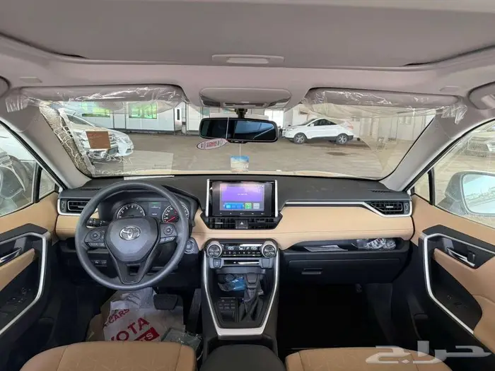 تويوتا - راف فور - 2025 - XLE نص فل 6