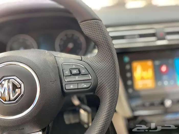 ام جي 5 ستاندر موديل 2025 7