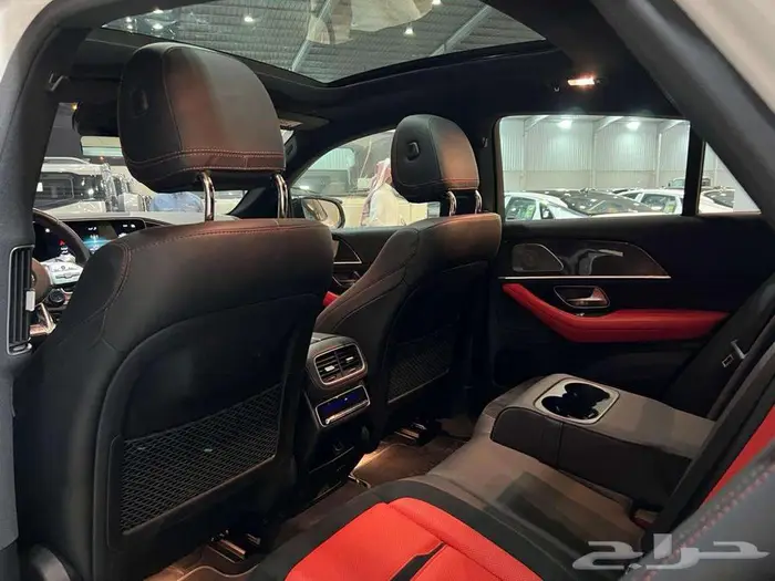 مرسيدس 2023 GLE53 15