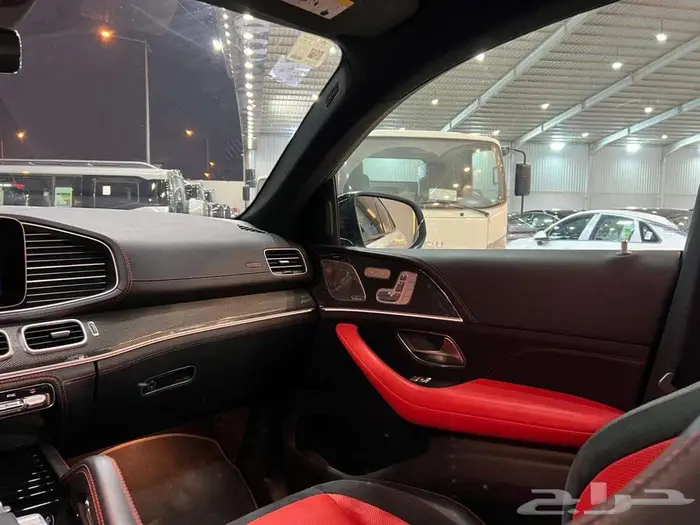 مرسيدس 2023 GLE53 11