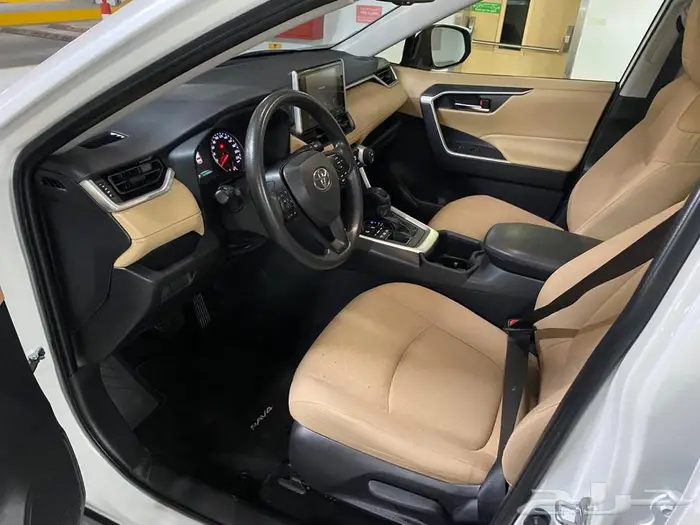 تويوتا راف فور فتحه 2023 مالك اول 12