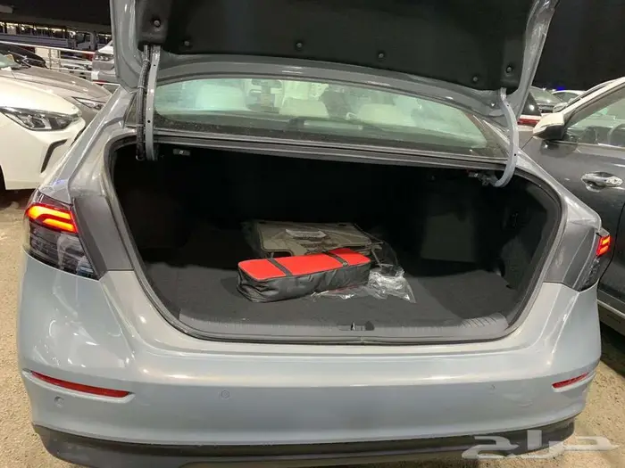 هوندا اكورد 2025 LX بعروض مميزه لعملاء البنوك 7