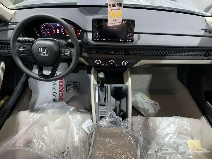 هوندا اكورد 2025 LX بعروض مميزه لعملاء البنوك 12