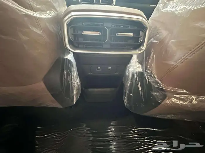 جيتور T2 لاكجري 2026 اسود وفضي 2