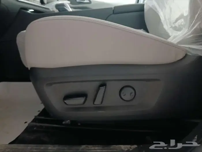 اكس تريل SV  نص فل بلس 7 راكب 2025 5