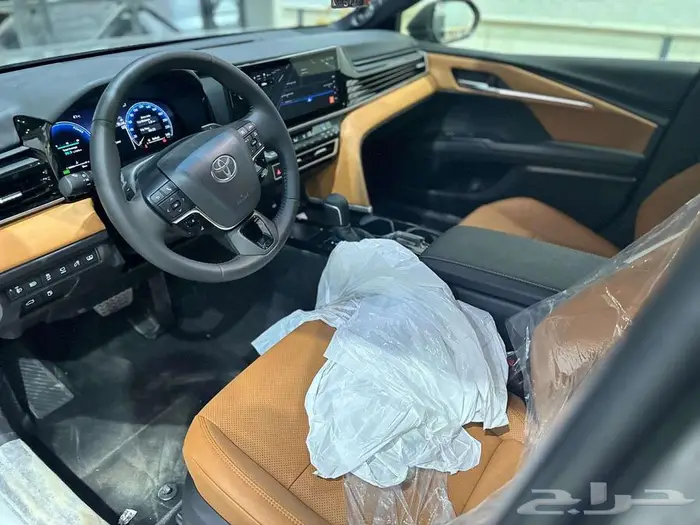 تويوتا كامري لومير هايبرد 2025 . سعودي أقل سعر 7