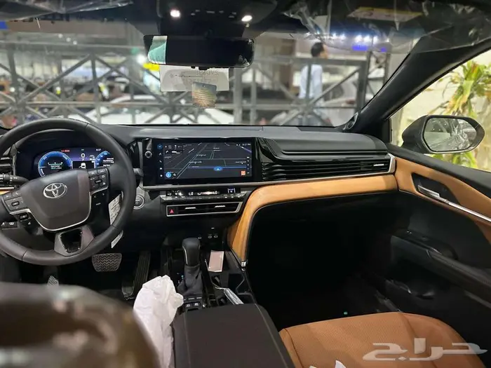 تويوتا كامري لومير هايبرد 2025 . سعودي أقل سعر 4