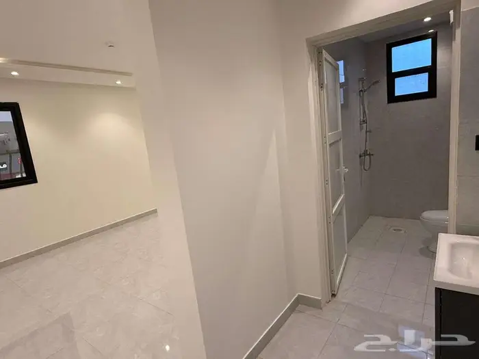 شقة فاخرة للبيع حي الرمال 0