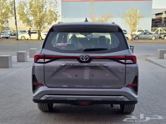 تويوتا فيلوز 2025 GLX 7