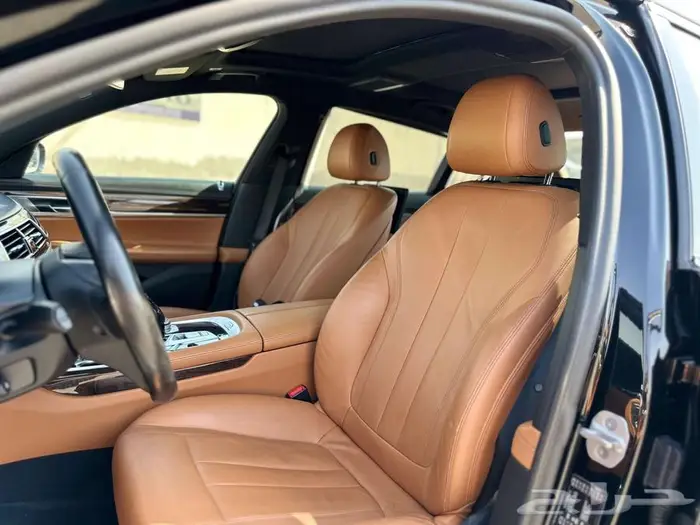 BMW - بي ام دبليو الفئة السابعة 730LI 2022 17