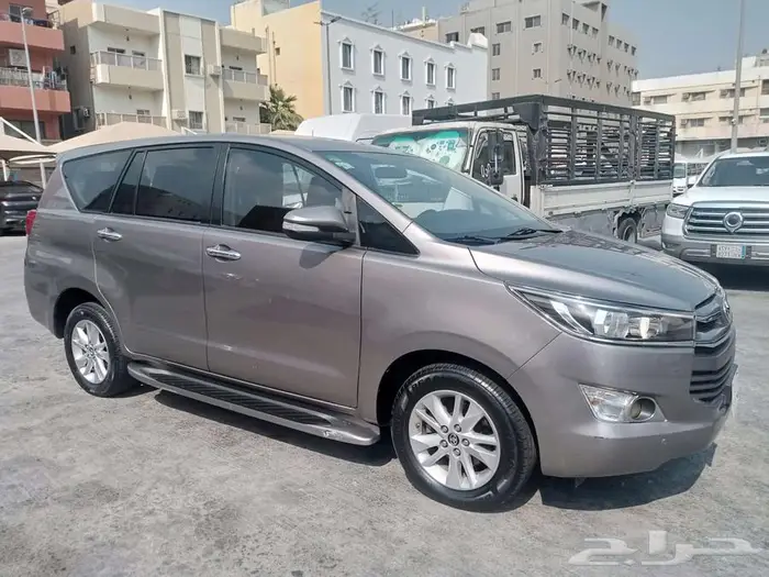 تويوتا انوفا 2017 0