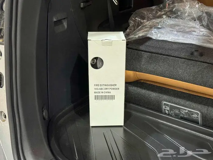 فورتشنر 6 سلندر 2025 بنزين (عليها ملاحظة خفيفة) بطاقة جمركية 44