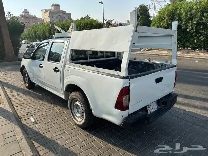 ايسوزو ديماكس 2011 غمارتين 0