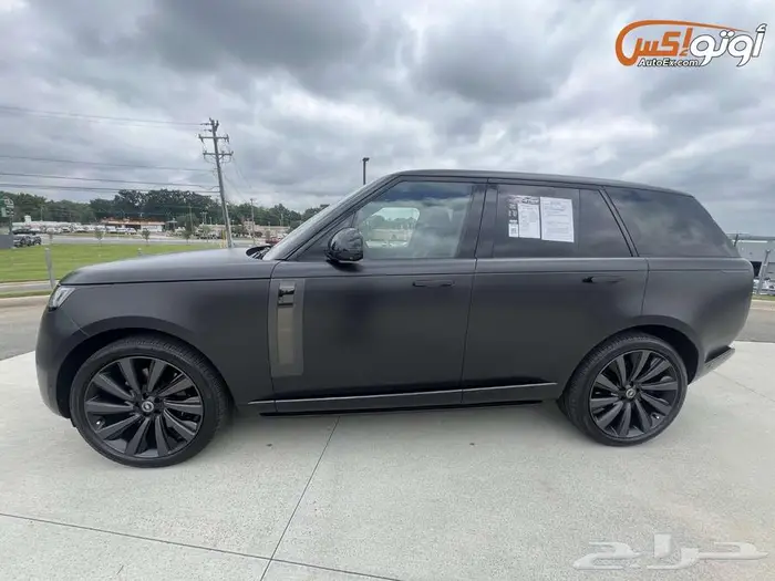 2025 لاند روفر رينج روفر SV 1