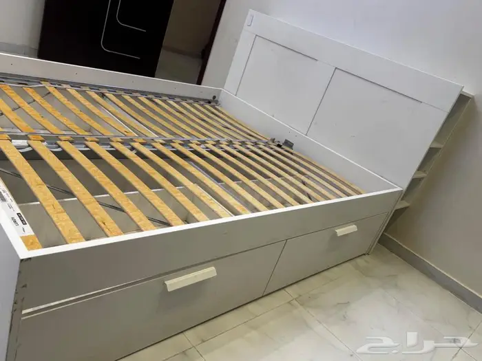 سرير اكيا مستعمل 0