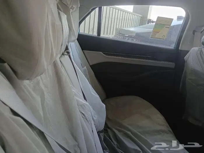 فورد تورس امبيانتى اللون الأبيض 0