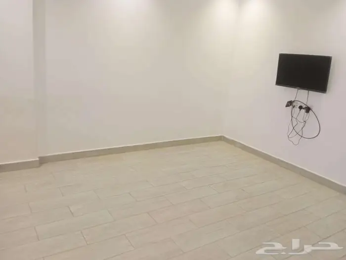 شقه فاخره للايجار جده 1700 6