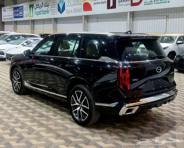 جي اي سي GS8 GT نص فل 2.0 تيربو الجميح 2026 6