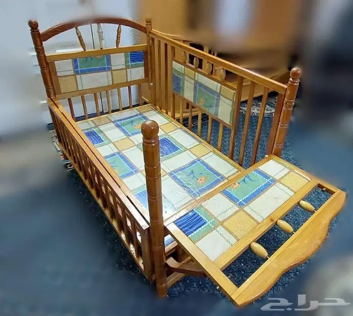 سرير أطفال ( مهد للاطفال ) من خشب تحريك يدوي 2