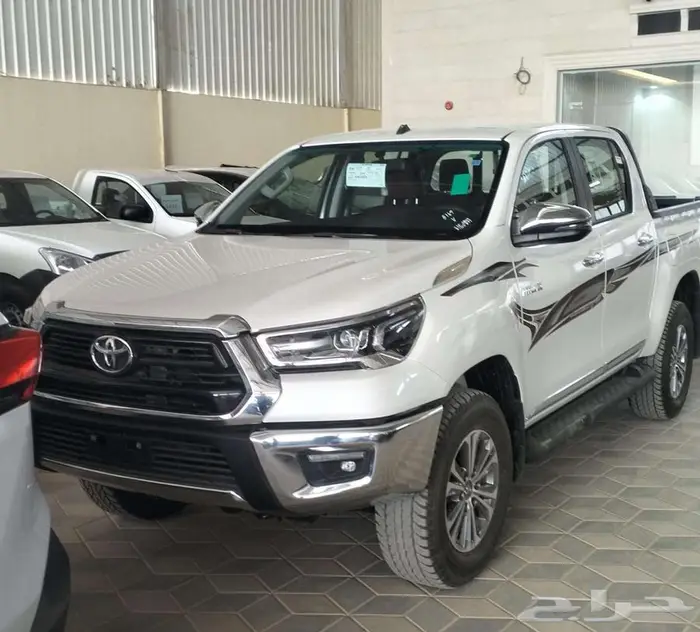 هايلوكس غمارتين S-GLX 4 4 اوتوماتيك بنزين 2025 0