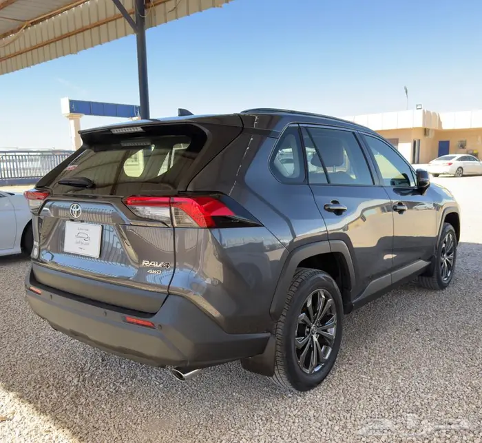 تويوتا راف فور دبل 2022 فل كامل سعودي 3