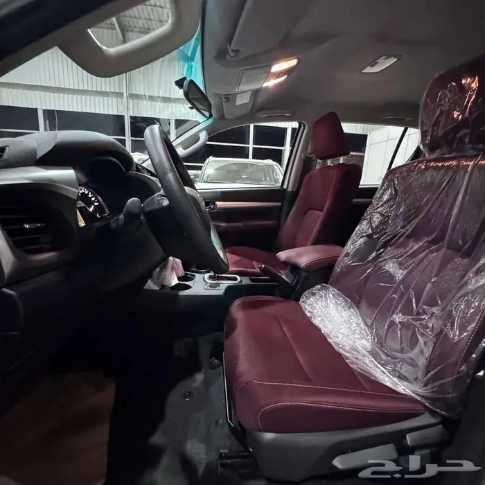 تويوتا هايلوكس بنزين دبل مفتاح دبل فل كامل 2025 10