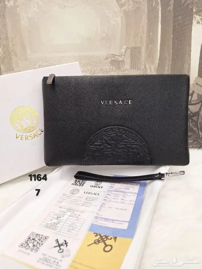 شوزات واحذيه رياضية وشنط ماستر صناعه إيطالي 88