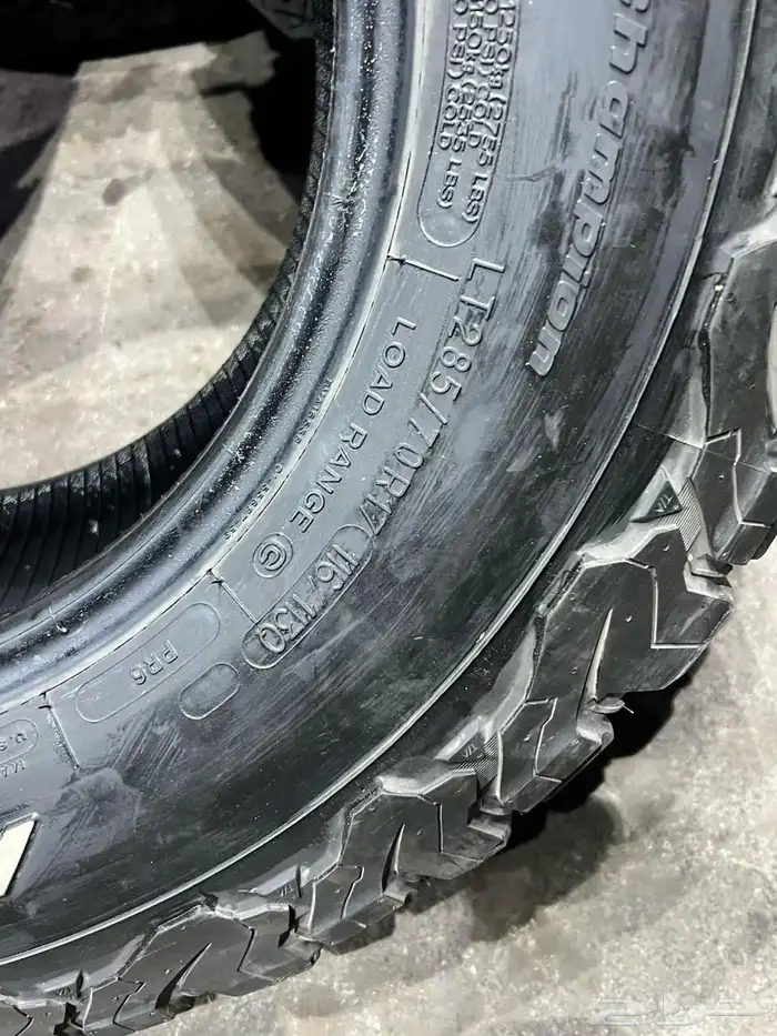 كفرات بي اف نص حجري مقاس 285 70 17 6