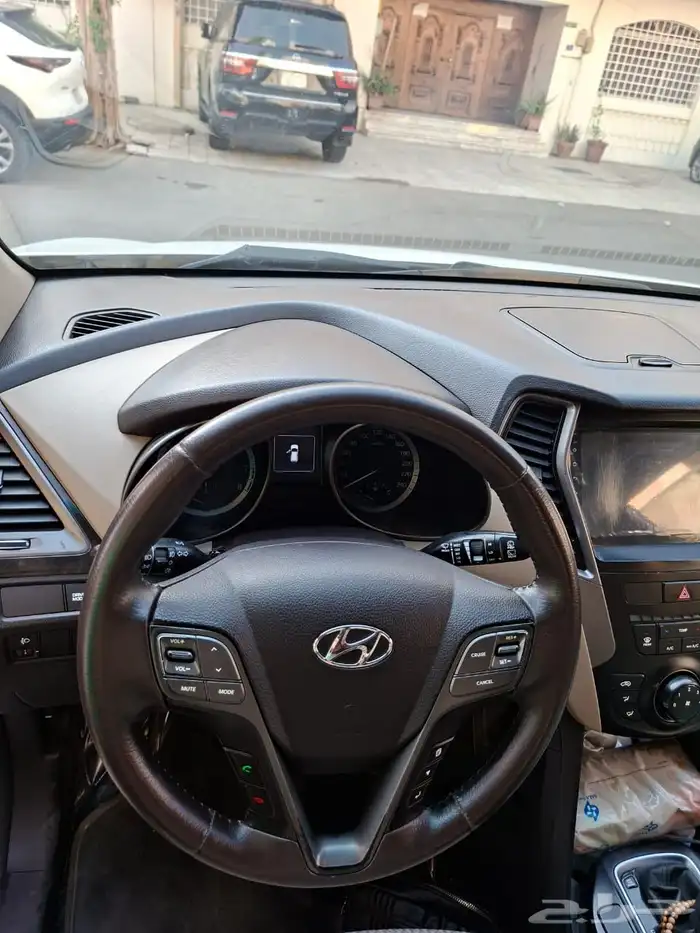 سيارة للبيع هيونداي سنتافي 2018 بودي بلد قير شرط 16